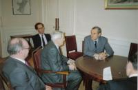 Intilnire la Senat cu Presedintele Grupului CDS (Paris 1990)