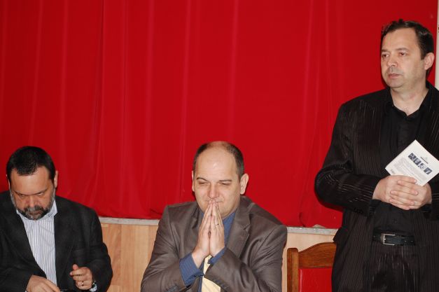 Daniel Săuca, managerul Centrului de Cultură şi Artă Sălaj, Virgil Târău, vicepreşedintele CNSAS, şi istoricul Marin Pop