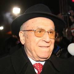Iliescu in 1990